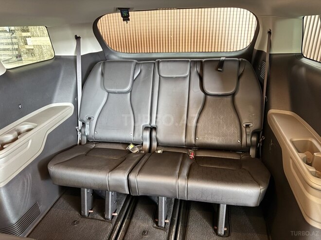 Kia Carnival 2025, 9,900 km - 1.6 l - Bakı