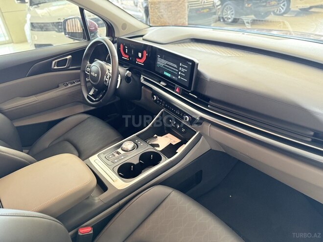 Kia Carnival 2025, 9,900 km - 1.6 l - Bakı