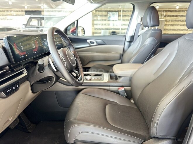 Kia Carnival 2025, 9,900 km - 1.6 l - Bakı