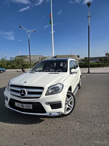 Mercedes GL 500 4MATIC 2013, 195,623 km - 4.7 l - Bakı