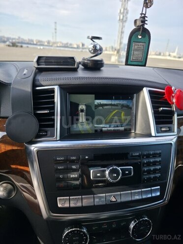 Mercedes GL 500 4MATIC 2013, 195,623 km - 4.7 l - Bakı