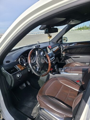 Mercedes GL 500 4MATIC 2013, 195,623 km - 4.7 l - Bakı