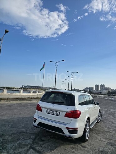 Mercedes GL 500 4MATIC 2013, 195,623 km - 4.7 l - Bakı