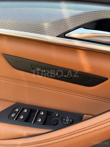BMW 530e 2019, 121,200 km - 2.0 л - Bakı