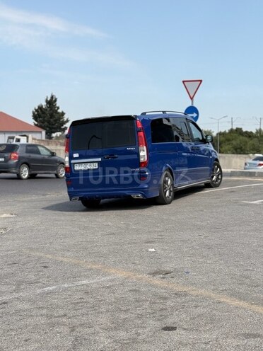 Mercedes  2008, 530,000 km - 2.1 l - Qax