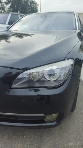 BMW 750 2011, 192,000 km - 4.4 l - Bakı