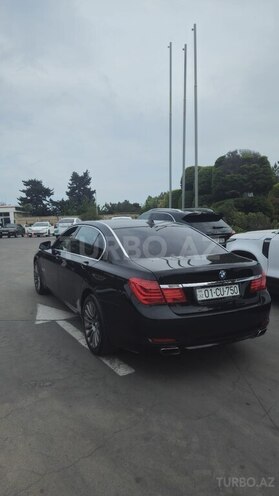 BMW 750 2011, 192,000 km - 4.4 l - Bakı