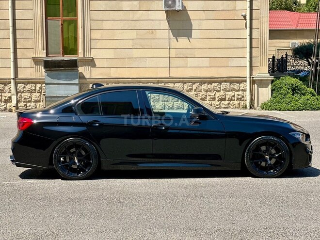 BMW 330 2016, 176,000 km - 2.0 l - Bakı
