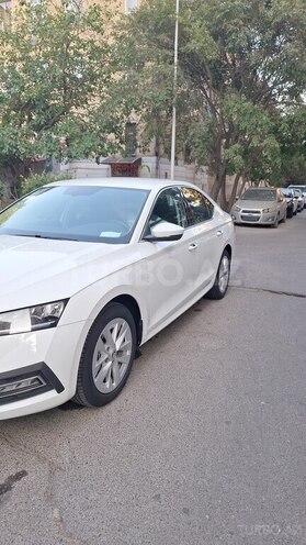 Skoda Octavia 2021, 950 km - 1.4 l - Bakı