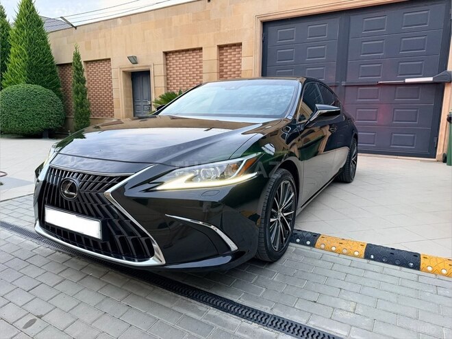 Lexus ES 300h 2023, 41,000 km - 2.5 l - Bakı