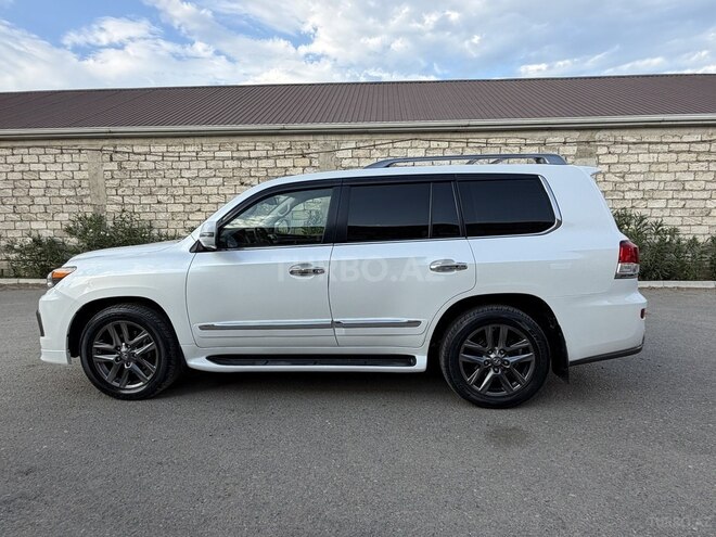 Lexus LX 570 2013, 181,000 km - 5.7 l - Xudat
