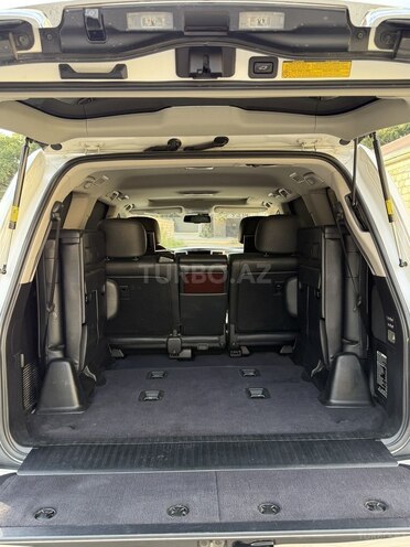 Lexus LX 570 2013, 181,000 km - 5.7 l - Xudat