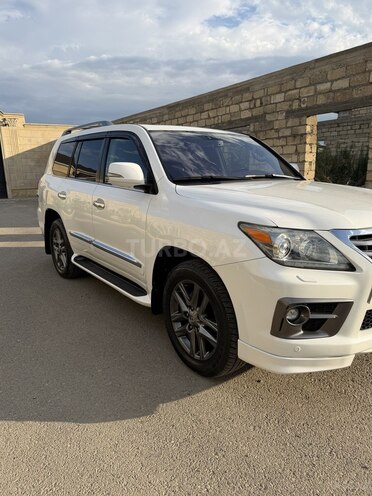 Lexus LX 570 2013, 181,000 km - 5.7 l - Xudat