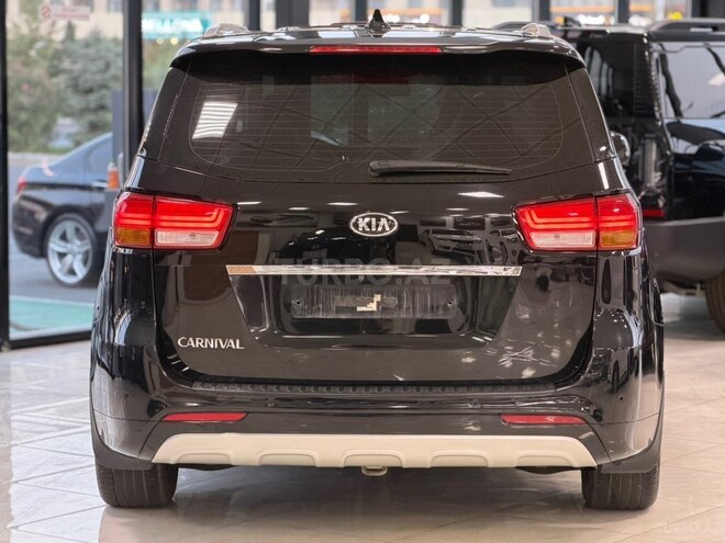 Kia Carnival 2015, 295,000 km - 2.2 l - Sumqayıt