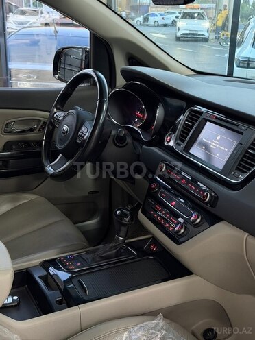 Kia Carnival 2015, 295,000 km - 2.2 l - Sumqayıt