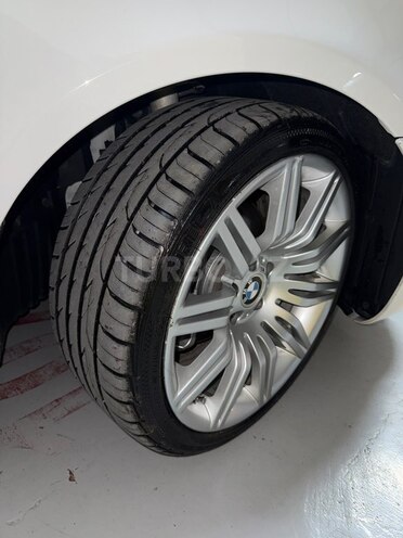 BMW 525 2006, 137,000 km - 2.5 l - Bakı
