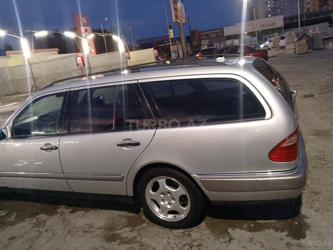 Mercedes E 240 1999, 425,000 km - 2.4 l - Bakı