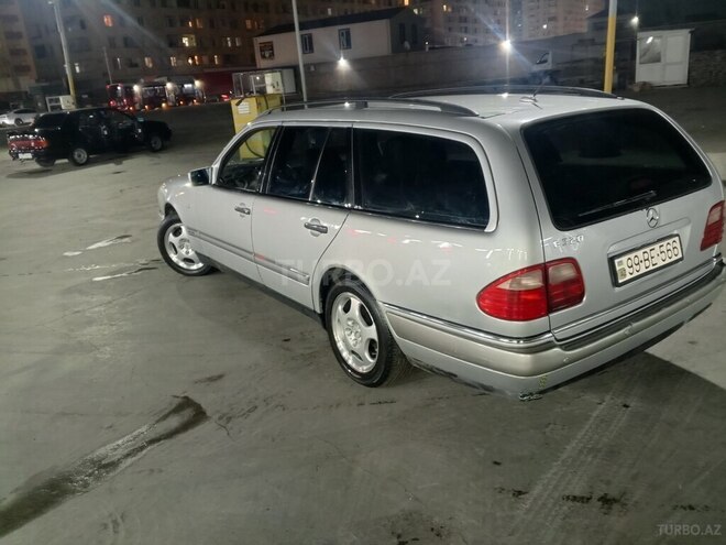 Mercedes E 240 1999, 425,000 km - 2.4 l - Bakı