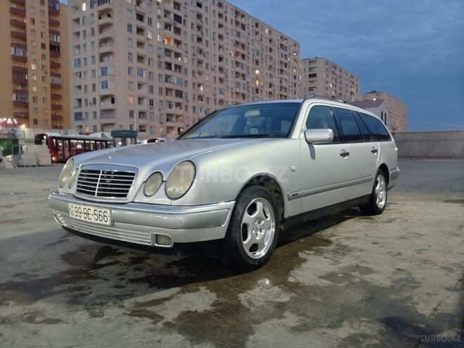 Mercedes E 240 1999, 425,000 km - 2.4 l - Bakı