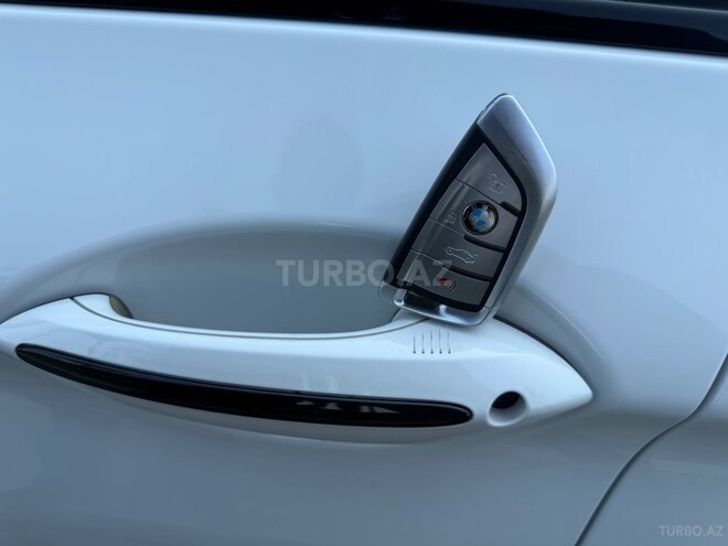 BMW  2015, 202,000 km - 2.0 l - Bakı