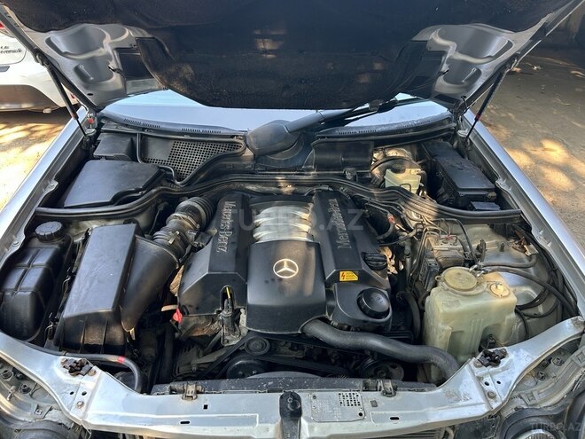 Mercedes E 240 1999, 460,000 km - 2.4 l - Bakı