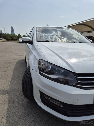 Volkswagen Polo 2018, 156,146 km - 1.6 л - Bakı