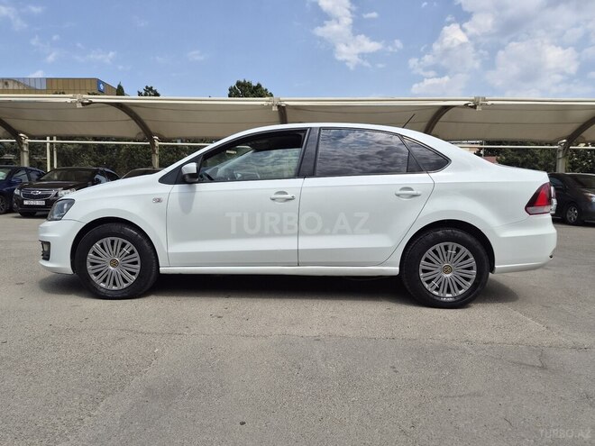 Volkswagen Polo 2018, 156,146 km - 1.6 л - Bakı