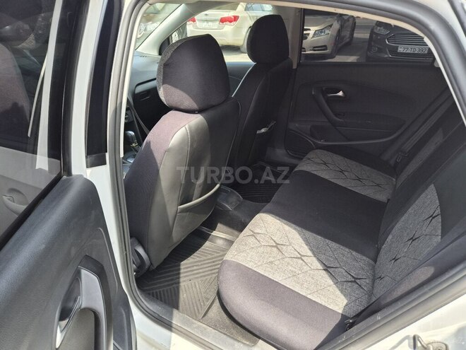 Volkswagen Polo 2018, 156,146 km - 1.6 л - Bakı