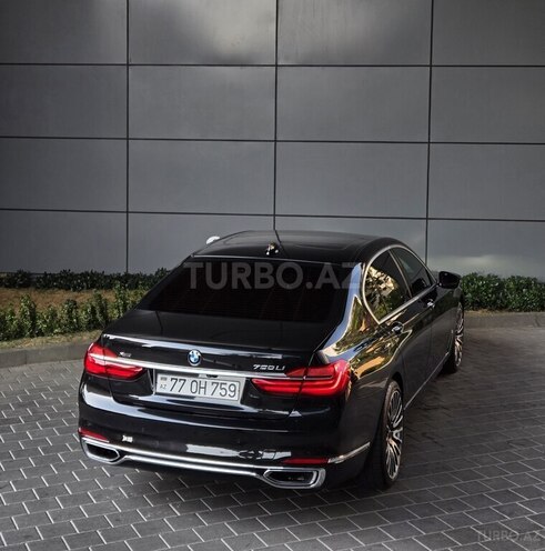 BMW 750 2016, 186,000 km - 4.4 l - Bakı