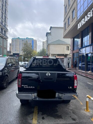 Nissan Navara 2014, 248,000 km - 2.5 л - Bakı