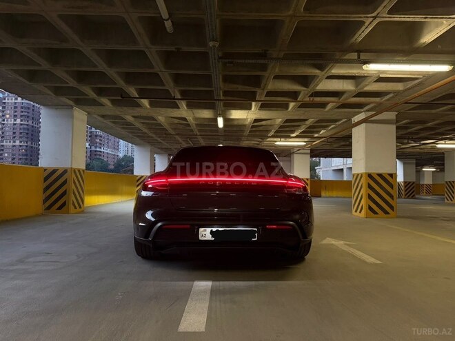 Porsche Taycan 2022, 60,000 km - 0.0 l - Bakı