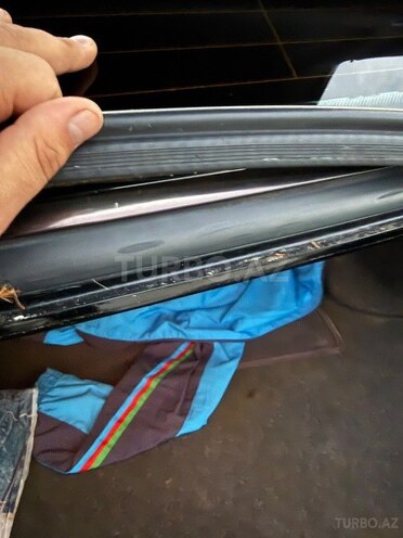 Mercedes C 200 1999, 380,000 km - 2.0 l - Qazax