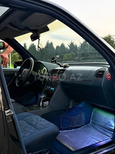 Mercedes C 200 1999, 380,000 km - 2.0 l - Qazax