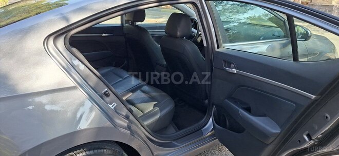Hyundai Elantra 2018, 115,068 km - 2.0 l - Bakı