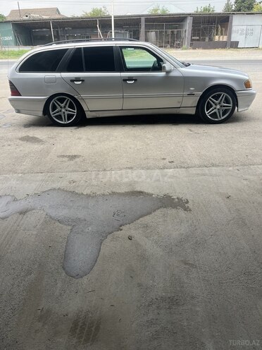Mercedes C 240 1998, 365,121 km - 2.4 л - Quba