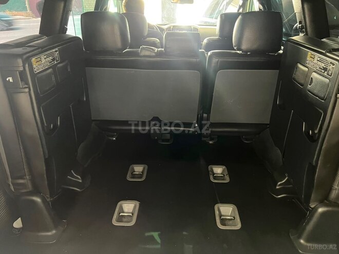 Toyota Land Cruiser 2013, 235,000 km - 4.0 л - Bakı