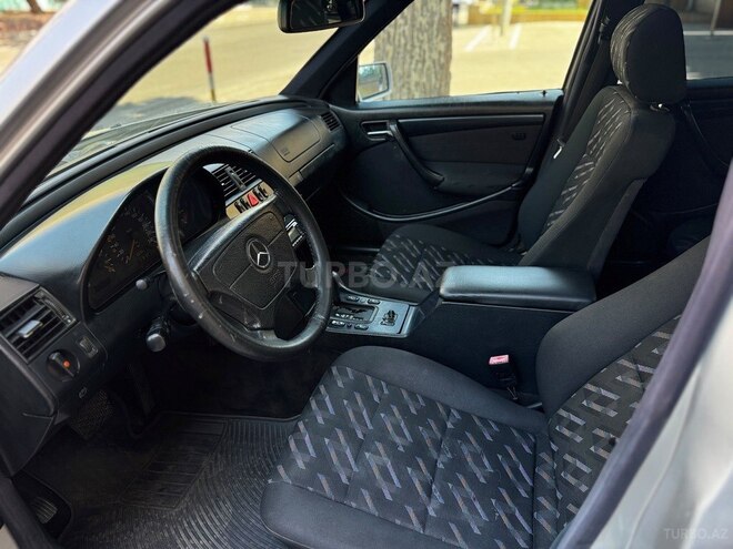 Mercedes C 180 1999, 300,000 km - 1.8 l - Bakı