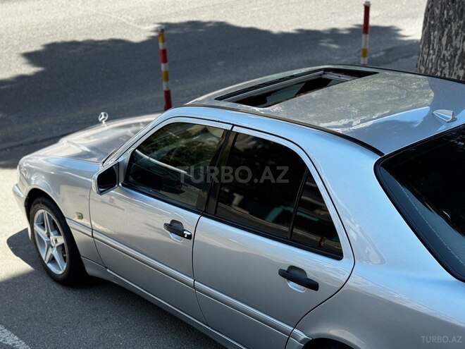 Mercedes C 180 1999, 300,000 km - 1.8 l - Bakı