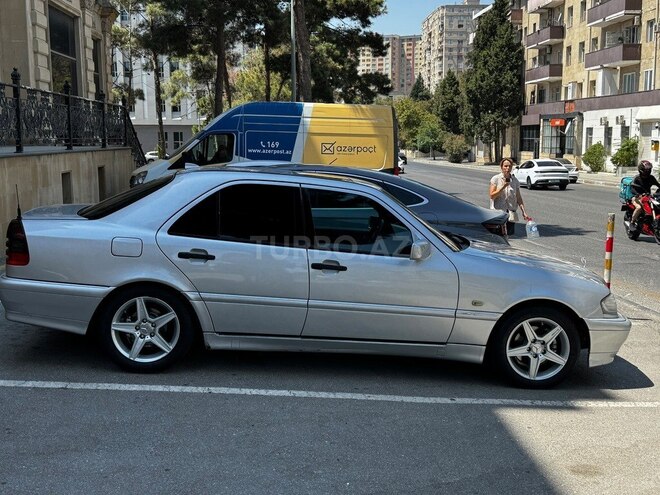 Mercedes C 180 1999, 300,000 km - 1.8 l - Bakı