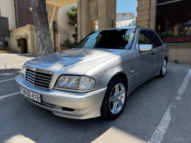 Mercedes C 180 1999, 300,000 km - 1.8 l - Bakı