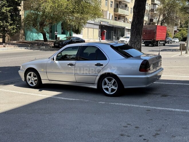 Mercedes C 180 1999, 300,000 km - 1.8 l - Bakı