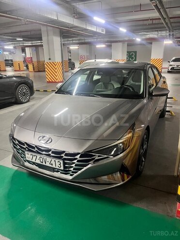 Hyundai Elantra 2023, 28,400 km - 1.6 l - Bakı