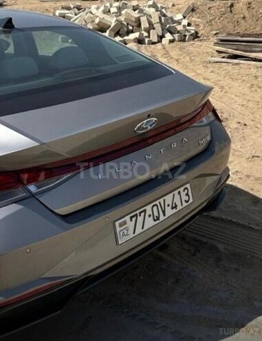 Hyundai Elantra 2023, 28,400 km - 1.6 l - Bakı