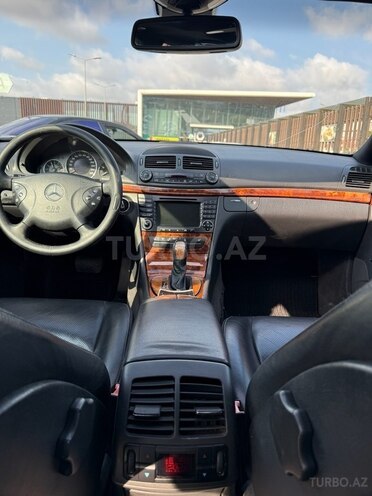 Mercedes E 240 2002, 206,000 km - 2.6 l - Bakı