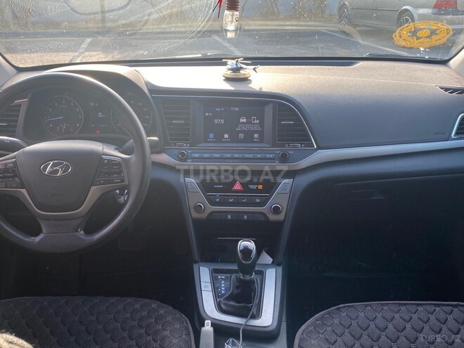 Hyundai Elantra 2017, 185,075 km - 2.0 l - Bakı