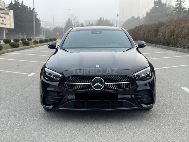 Mercedes E 300 e 2022, 28,000 km - 2.0 л - Bakı