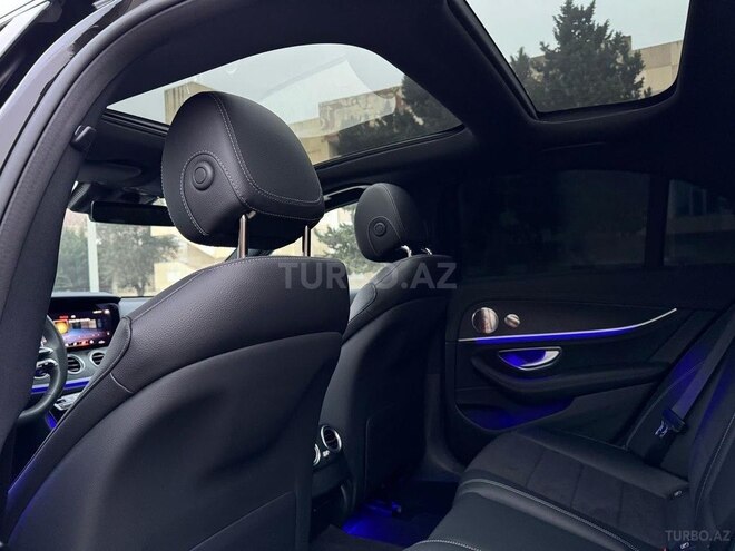 Mercedes E 300 e 2022, 28,000 km - 2.0 л - Bakı