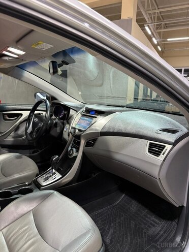 Hyundai Elantra 2012, 281,635 km - 1.8 l - Sumqayıt