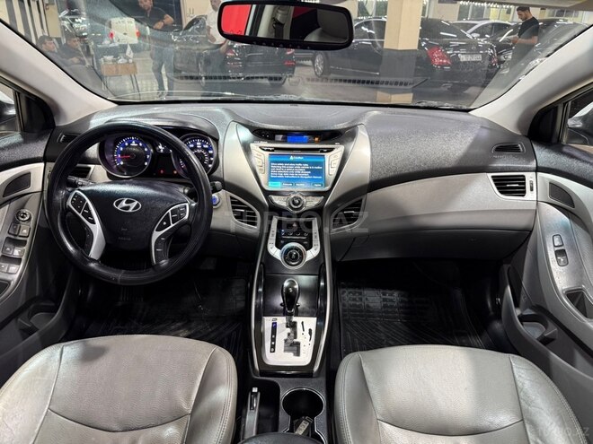 Hyundai Elantra 2012, 281,635 km - 1.8 l - Sumqayıt