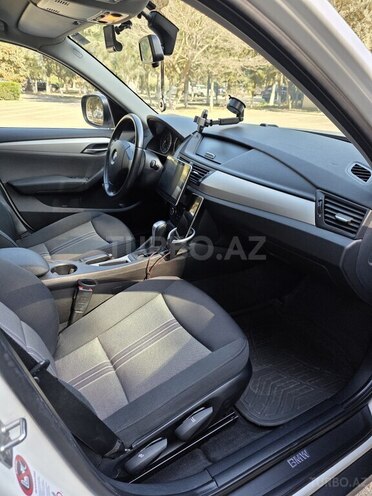 BMW X1 2010, 279,000 km - 2.0 l - Bakı